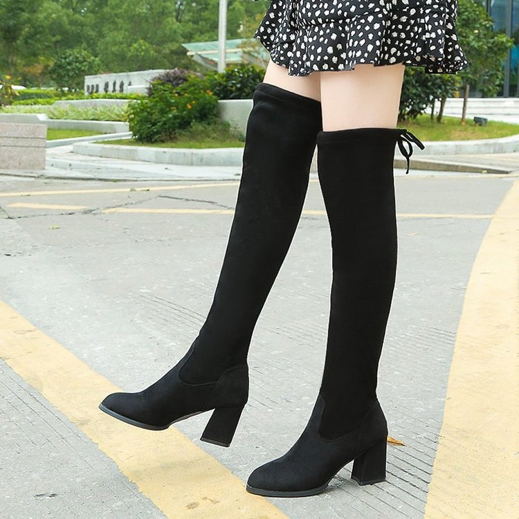 Graceful Orthopedic Boots for Modern Look