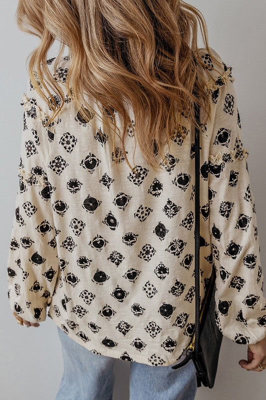 Gracefully Styled Blouse for Any Occasion