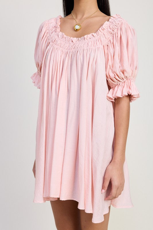 Effortlessly Elegant Dress with a Timeless Design