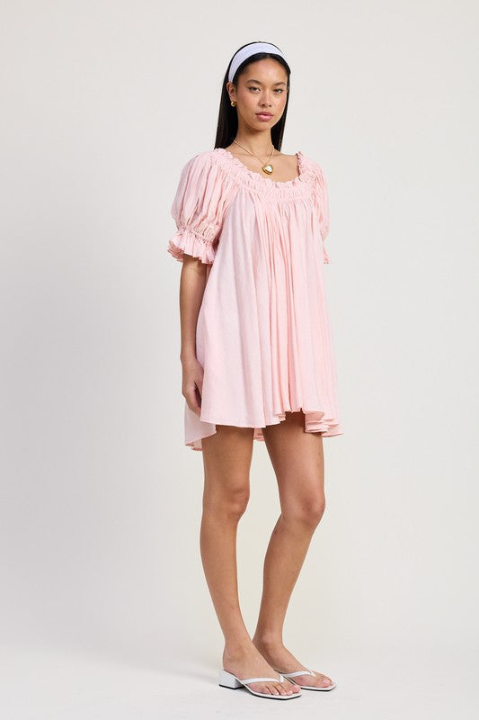 Effortlessly Elegant Dress with a Timeless Design