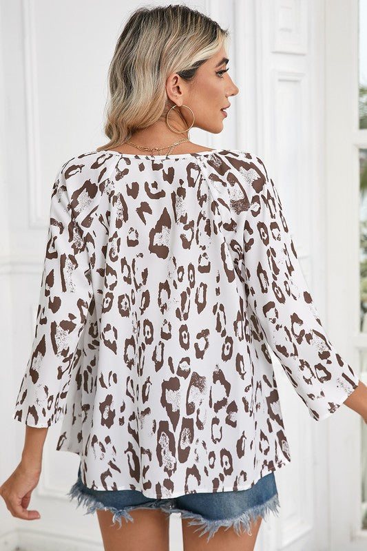 Well Tailored Blouse with a Graceful Silhouette