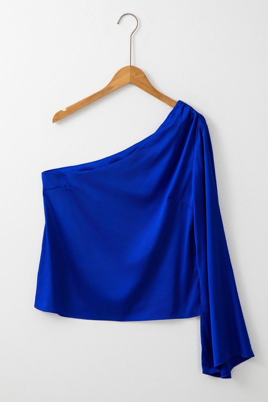A Vintage Style Blouse with Delicate Timeless Details
