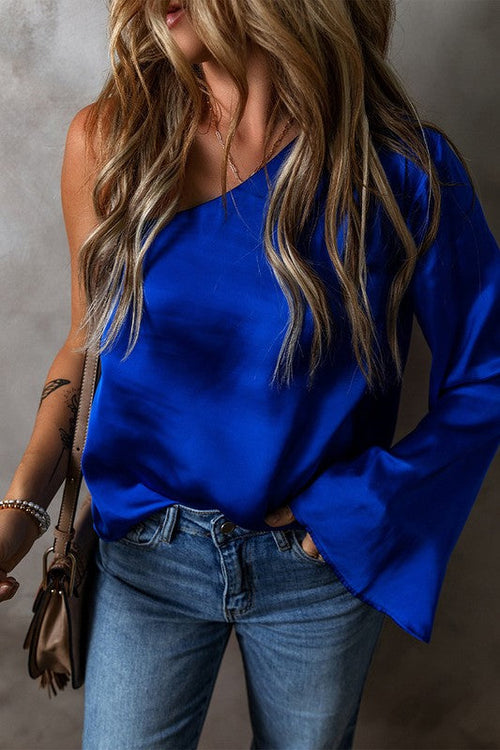 A Vintage Style Blouse with Delicate Timeless Details