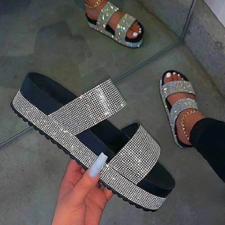 Chic Orthopedic Sandals with Unique Design