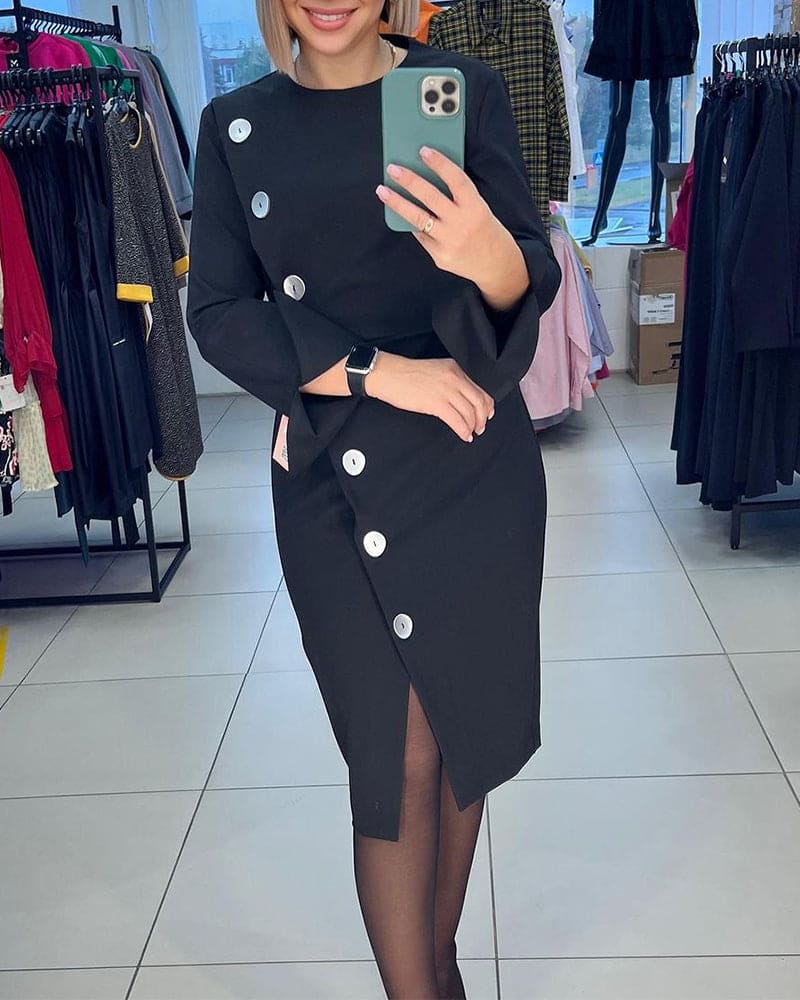 Sophisticated Dress with a Clean Classic Look