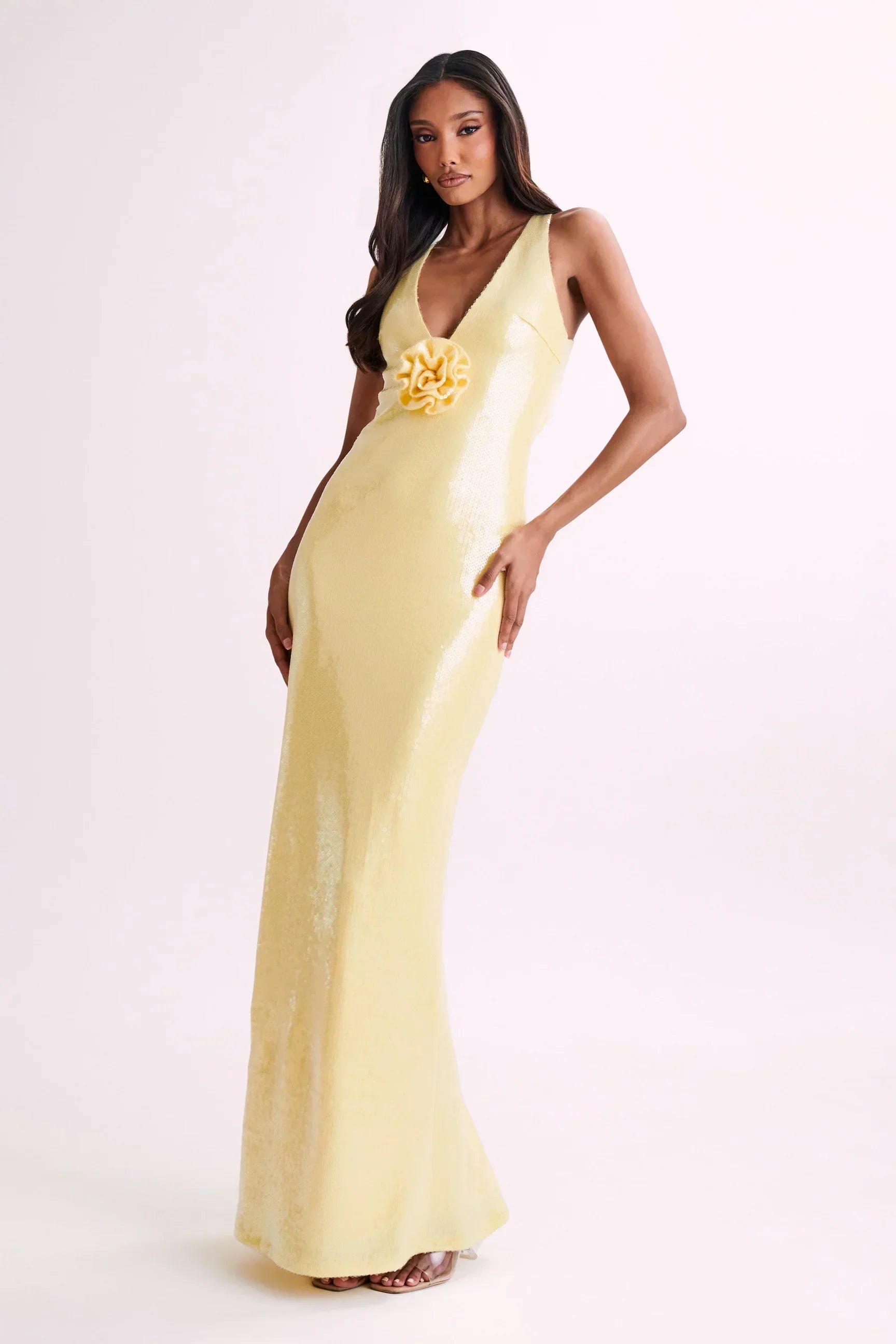 Gracefully Styled Dress for Any Occasion