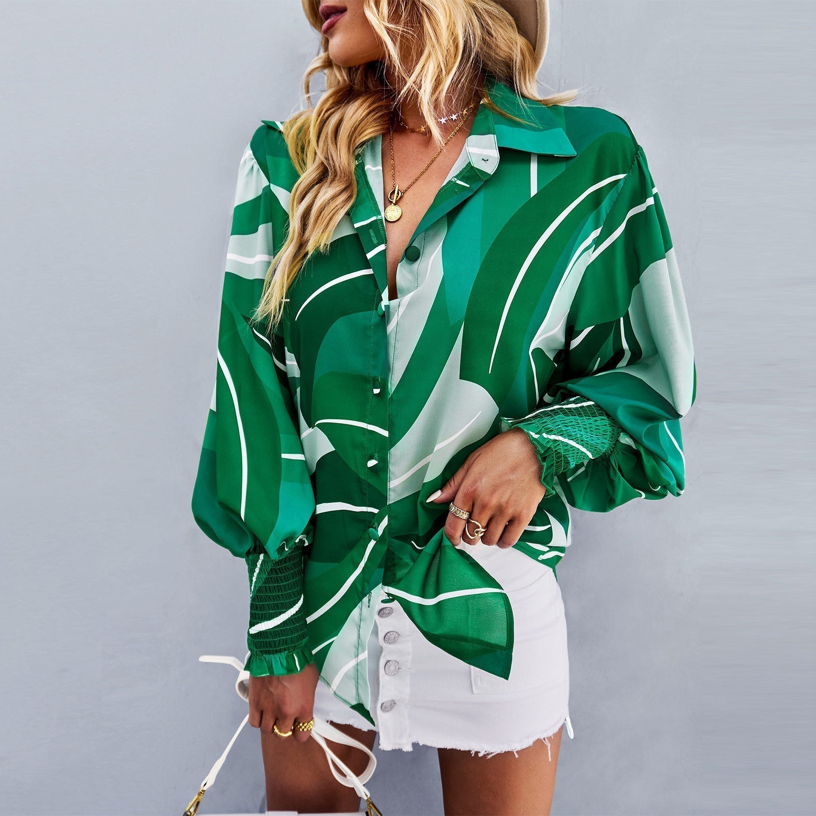 Beautifully Crafted Shirt in a Classic Style