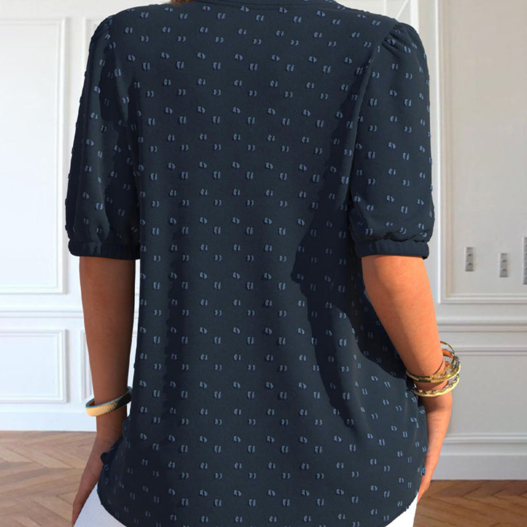 Sophisticated Blouse with a Clean Classic Look