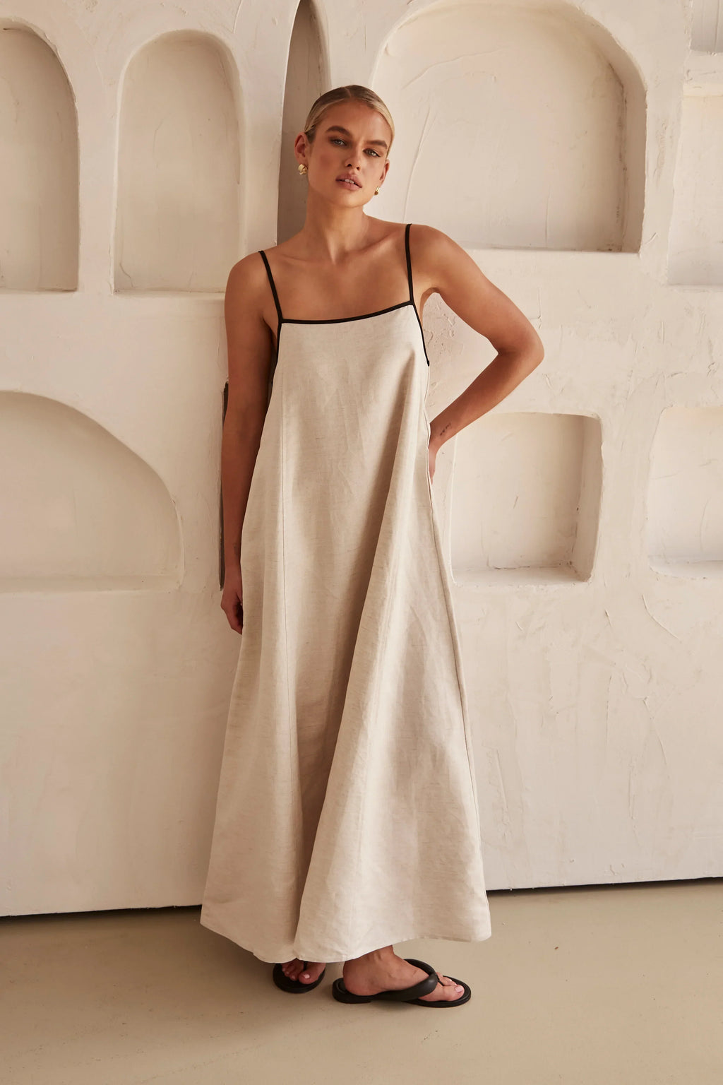 Gracefully Styled Dress for Any Occasion