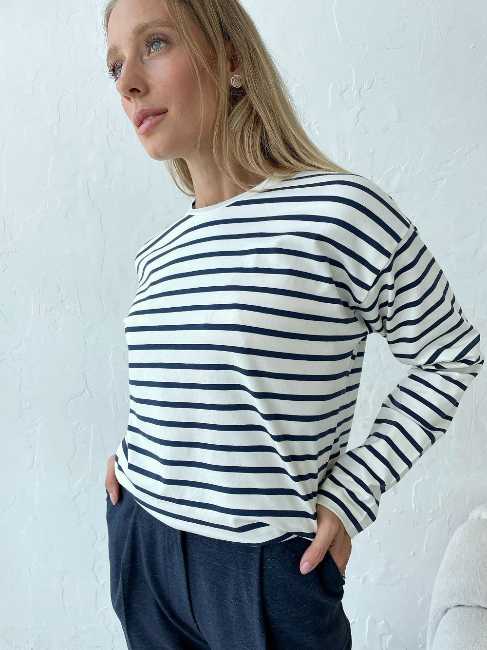 Classic Vintage Blouse with a Flattering Fit