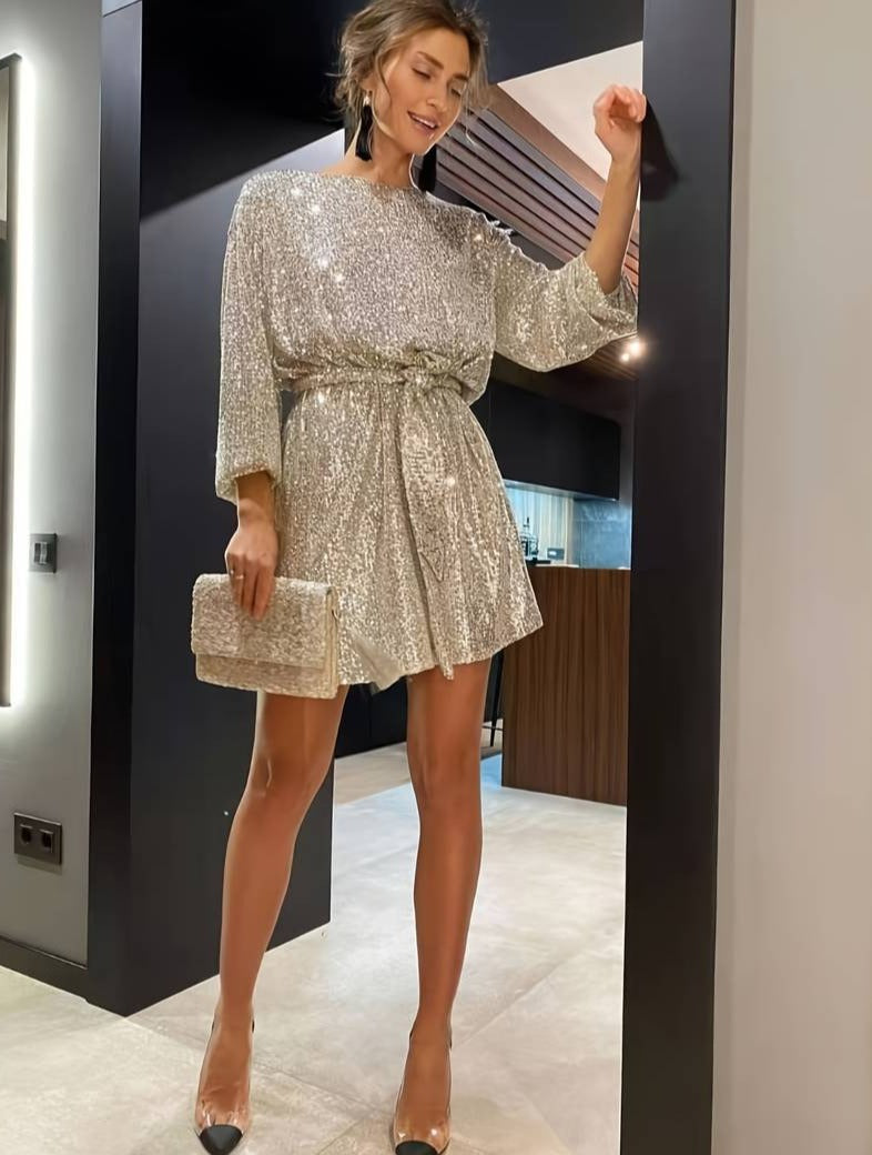 Sophisticated Dress with a Clean Classic Look