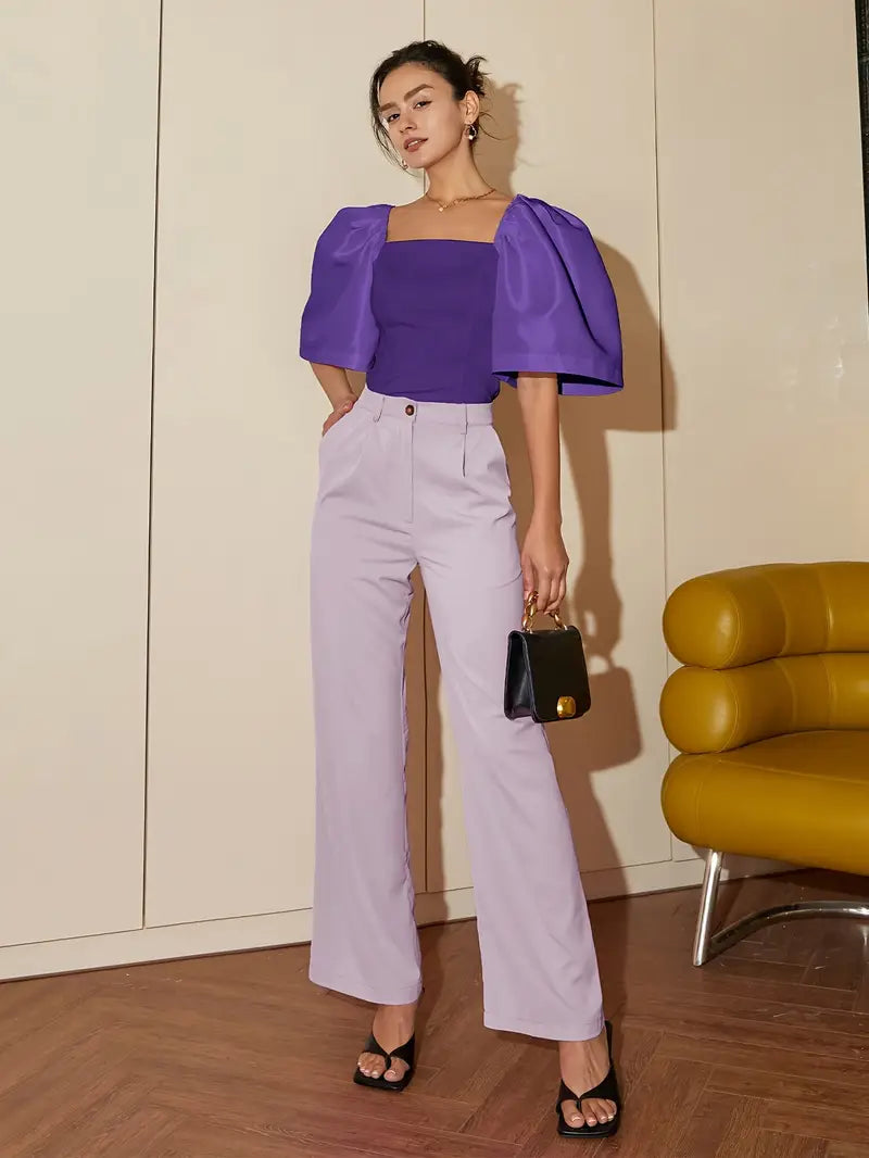 Well Tailored Blouse with a Graceful Silhouette