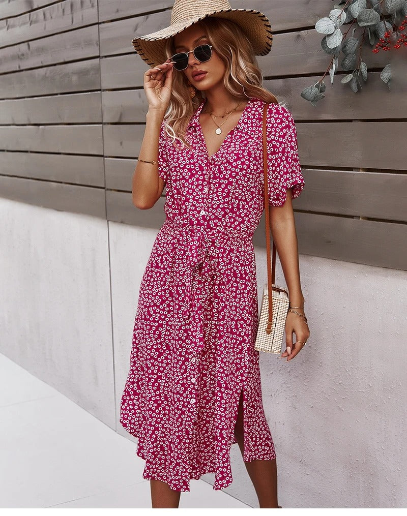 Beautifully Finished Dress in a Timeless Design