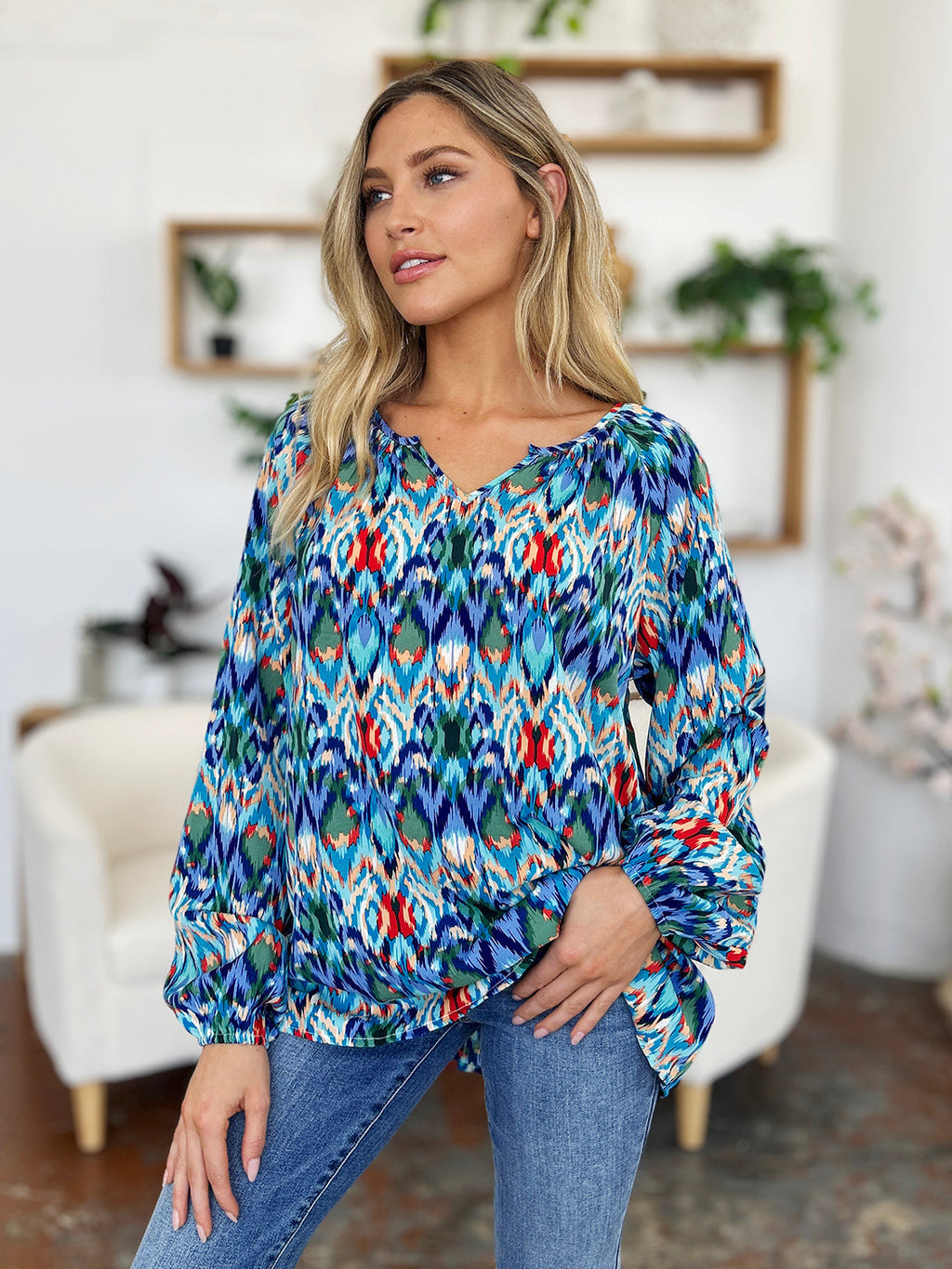 Polished Blouse with an Effortless Classic Look