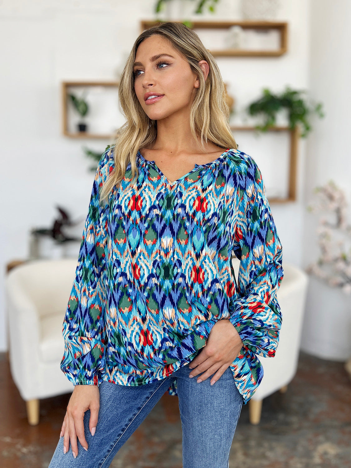 Polished Blouse with an Effortless Classic Look
