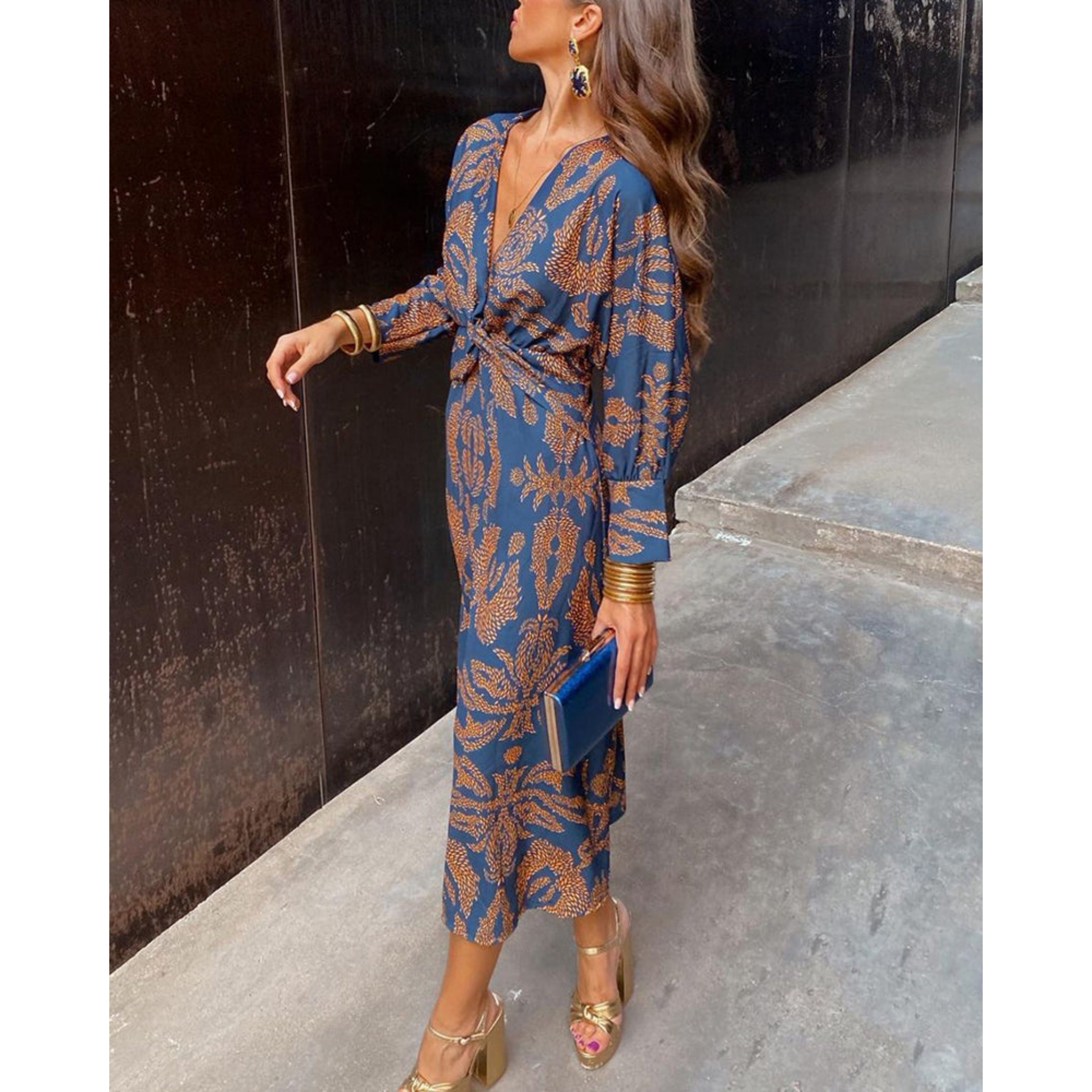 Elegantly Styled Dress for Everyday Wear