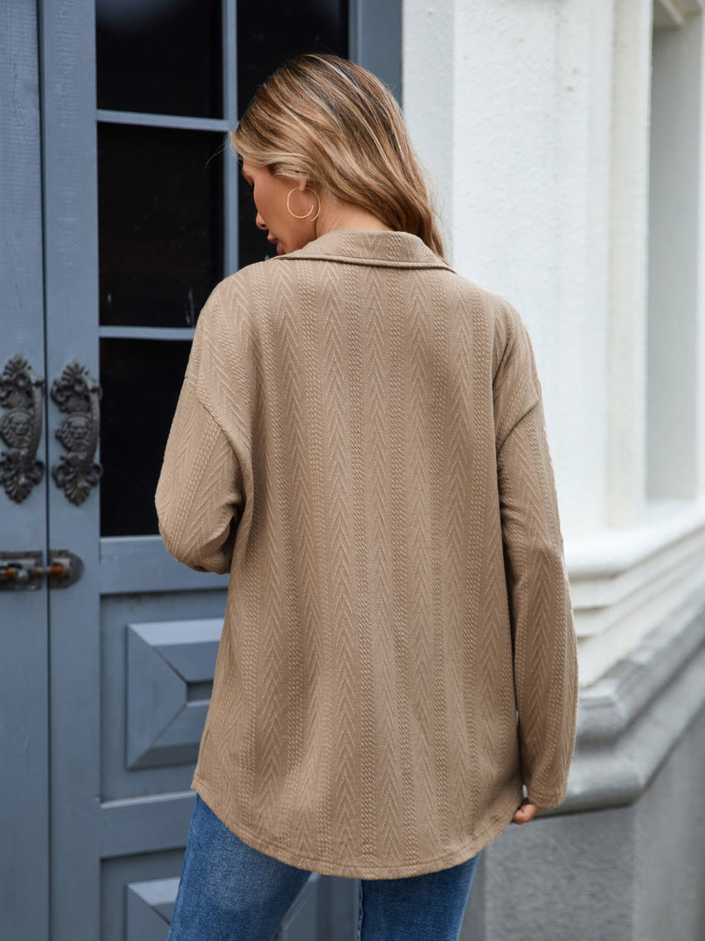 Well Tailored Shirt with a Graceful Silhouette