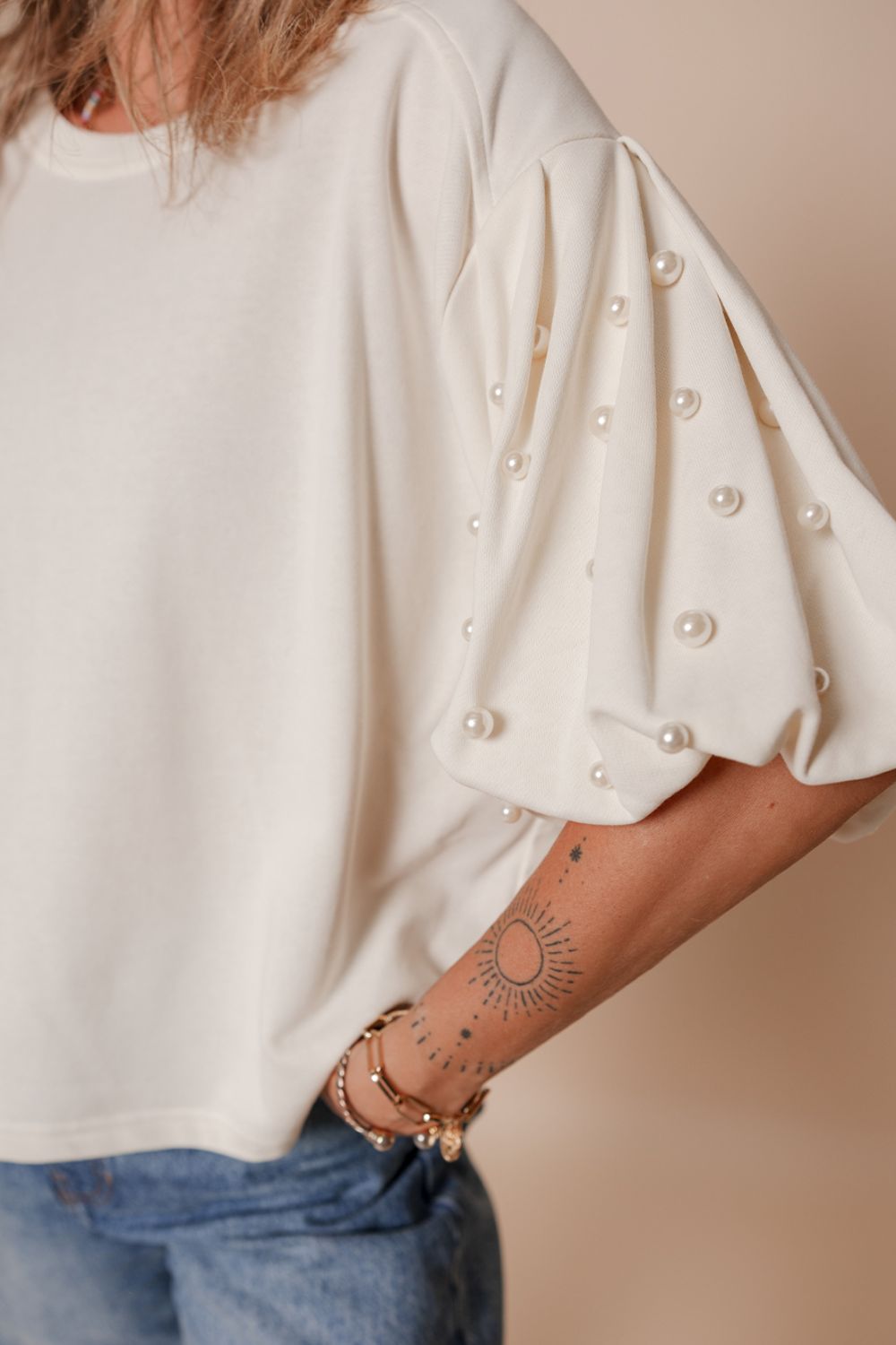 Beautifully Crafted Blouse in a Classic Style