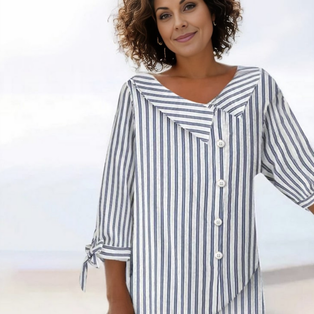 Sophisticated Blouse with a Clean Classic Look