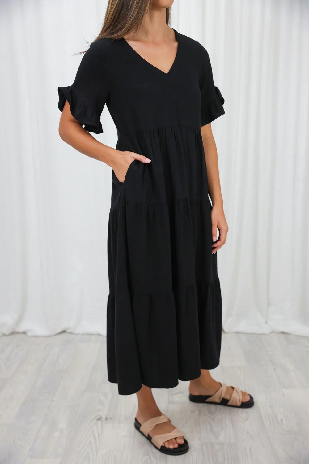 Beautifully Crafted Dress in a Classic Style