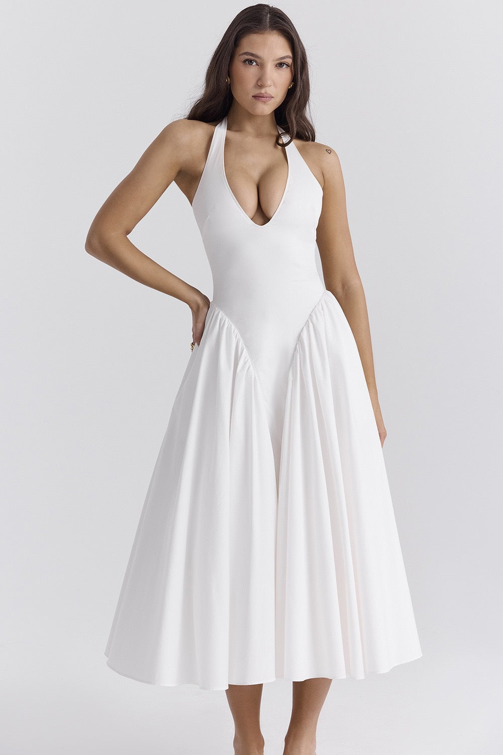 Polished Dress with an Effortless Classic Look