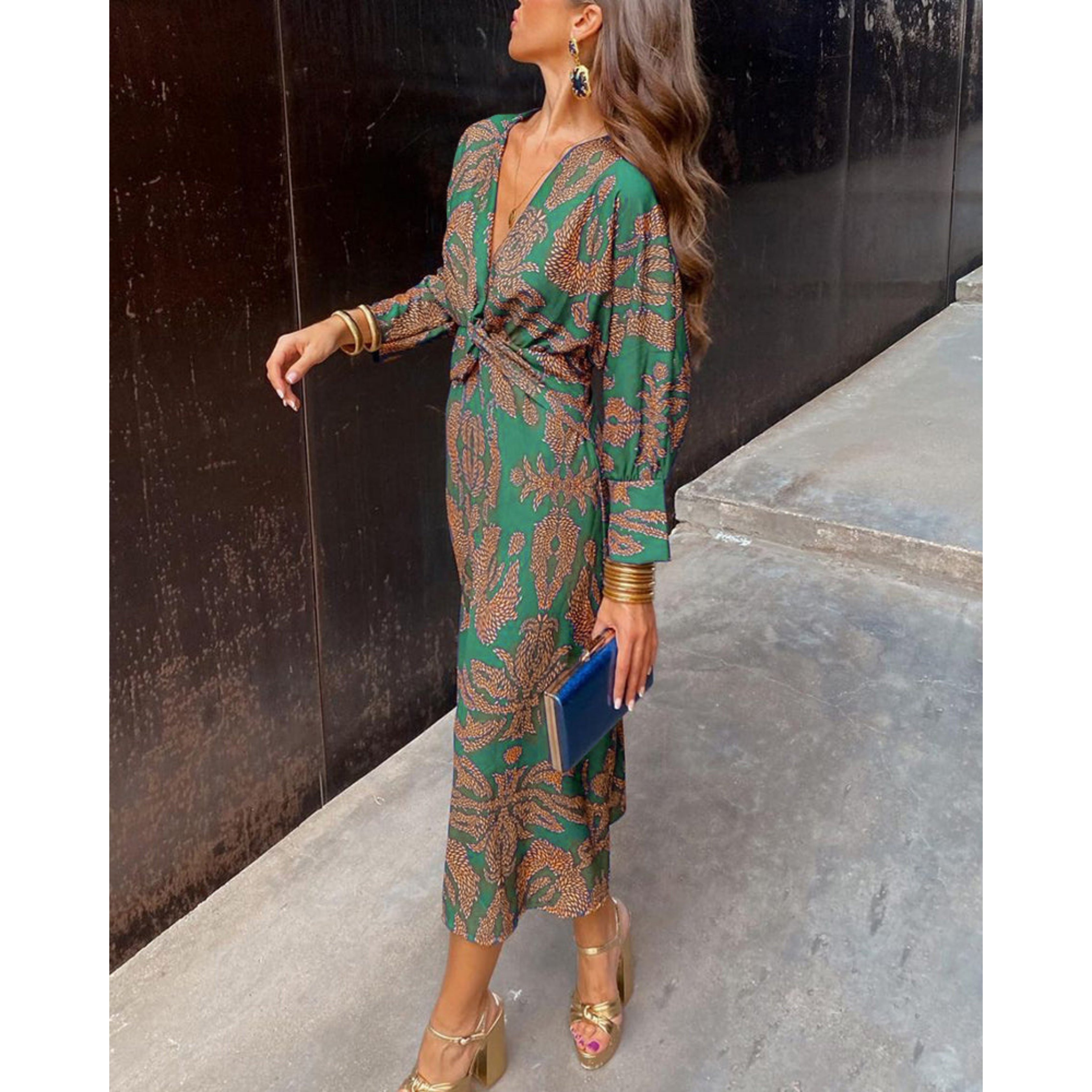 Elegantly Styled Dress for Everyday Wear