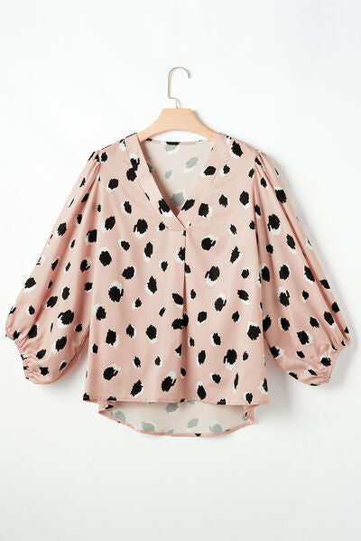 Beautifully Finished Blouse in a Timeless Design