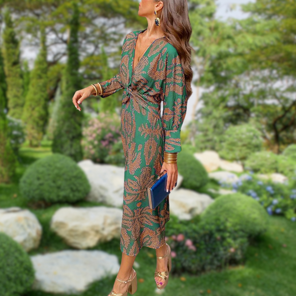 Polished Dress with an Effortless Classic Look