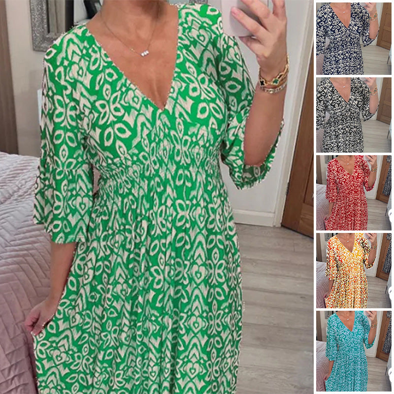 Classic Vintage Dress with a Flattering Fit