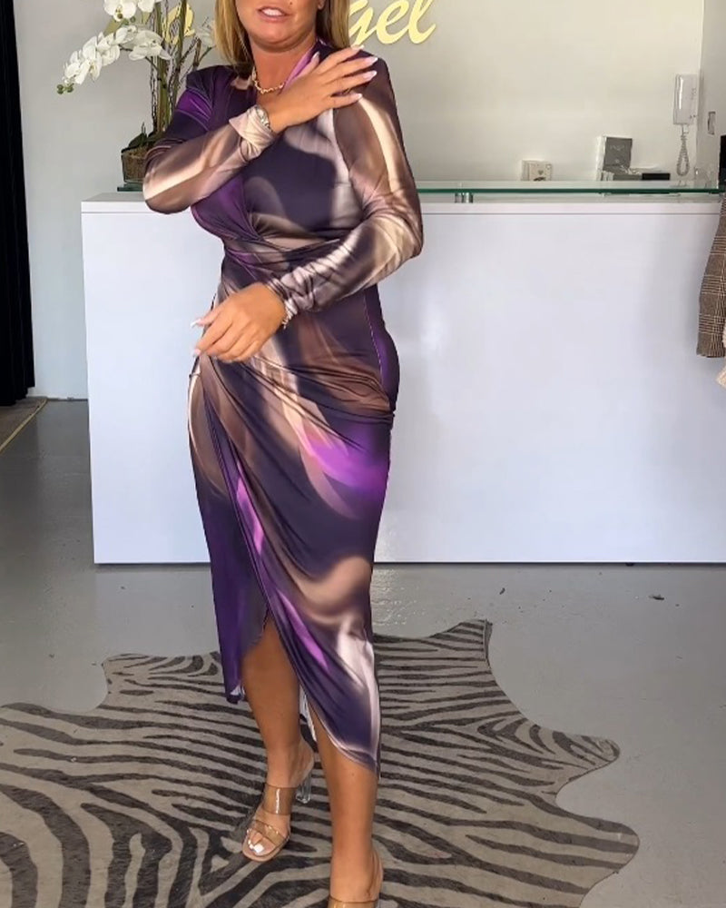 Gracefully Styled Dress for Any Occasion