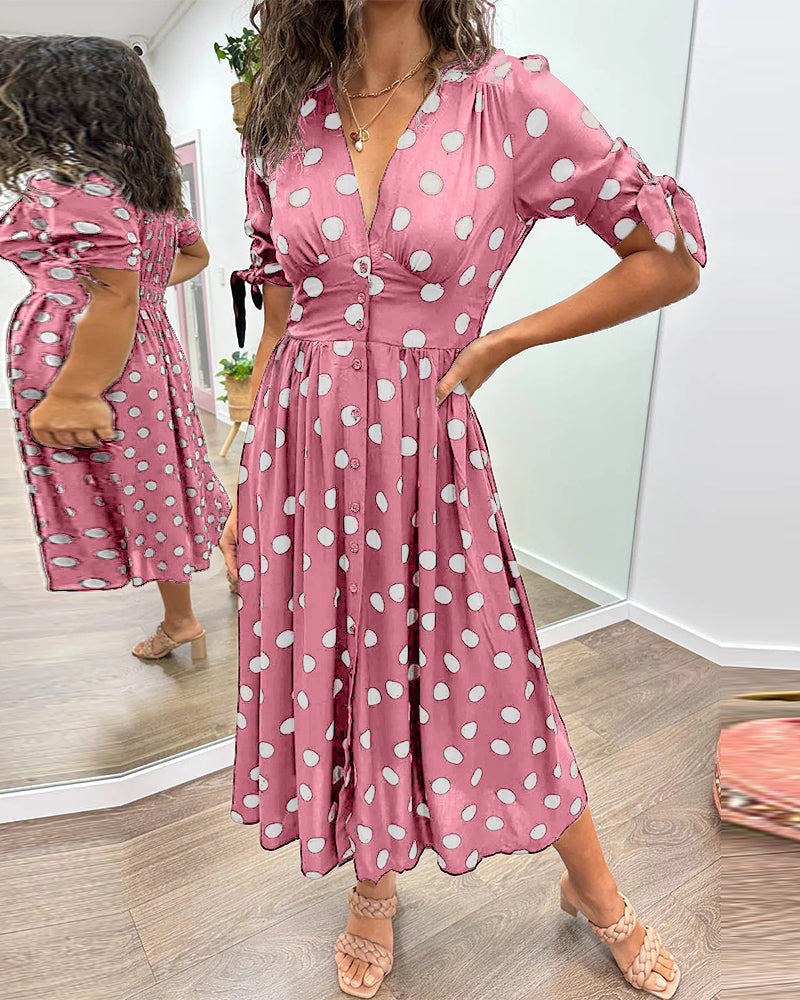 Effortlessly Elegant Dress with a Timeless Design