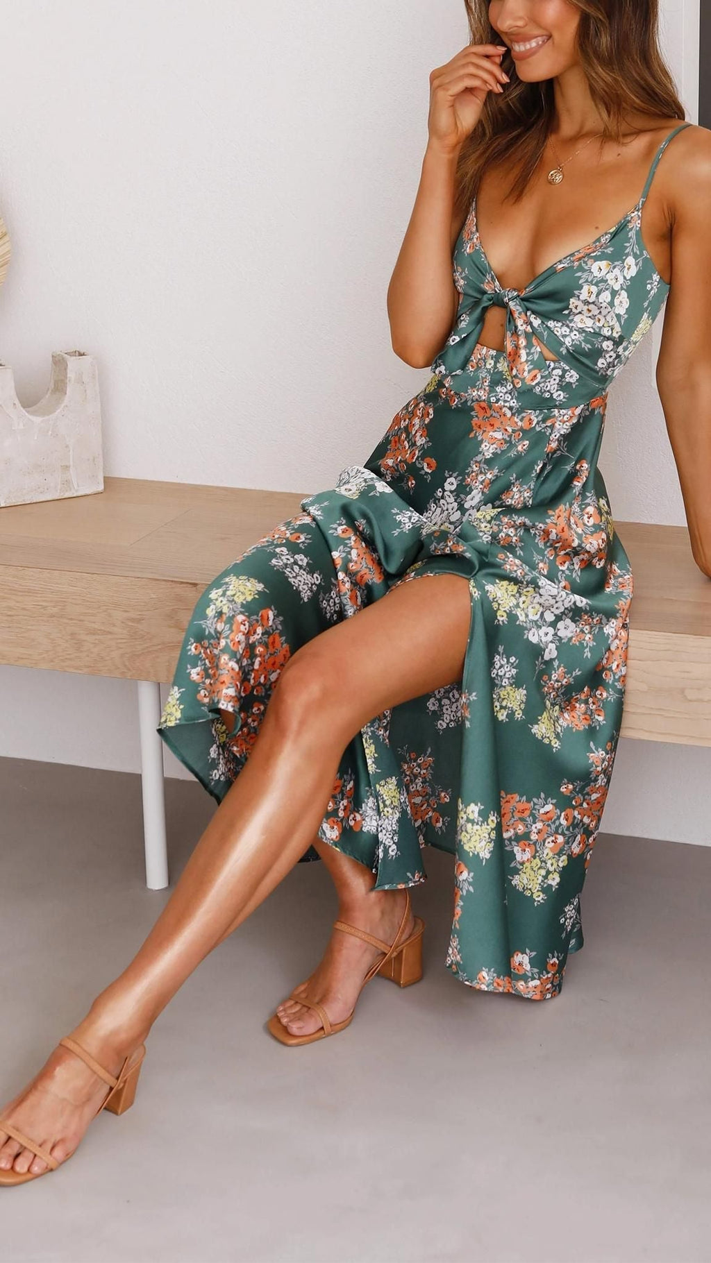Polished Dress with an Effortless Classic Look