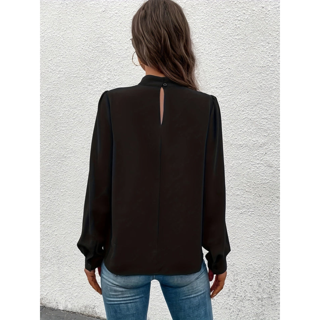 Gracefully Styled Blouse for Any Occasion
