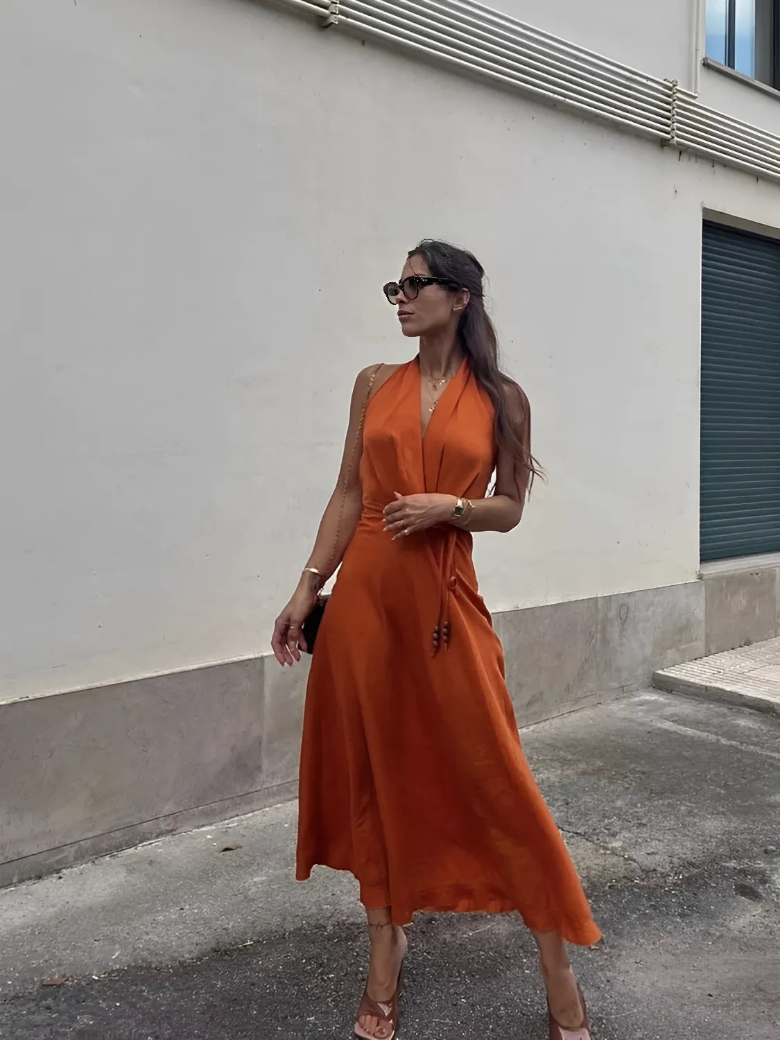 Beautifully Crafted Dress in a Classic Style