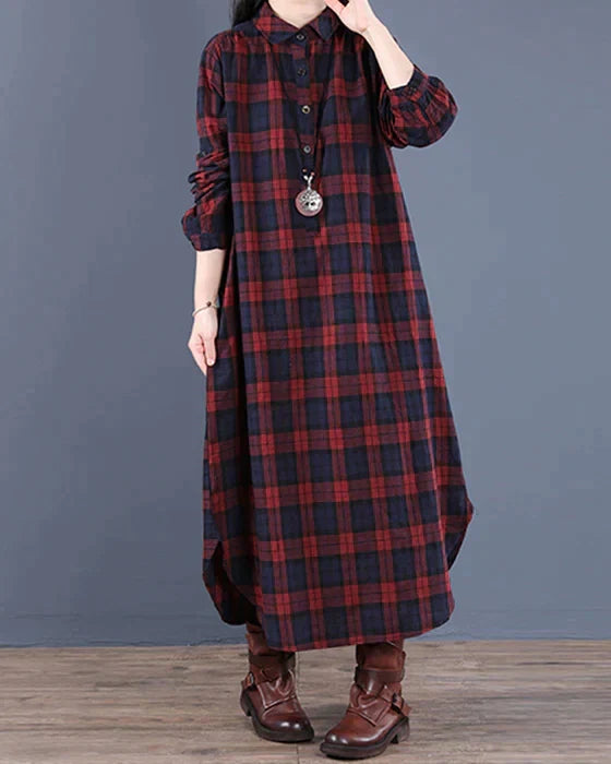 Classic Vintage Dress with a Flattering Fit