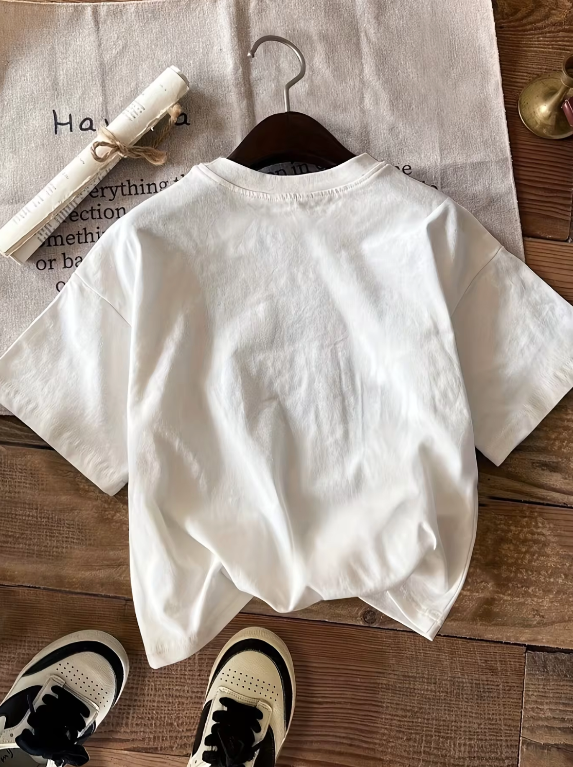 Well Tailored T-Shirt with a Graceful Silhouette