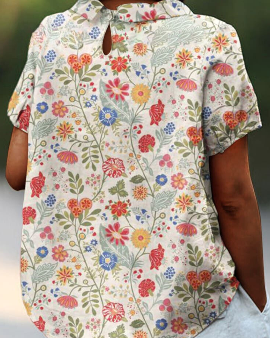 Gracefully Styled Blouse for Any Occasion