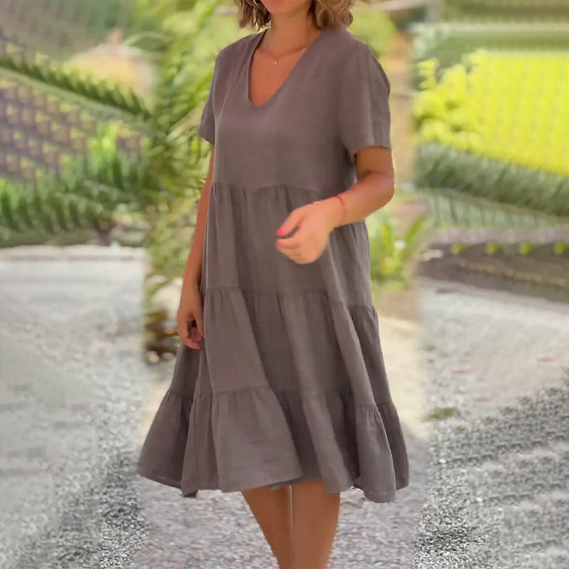 Sophisticated Dress with a Clean Classic Look