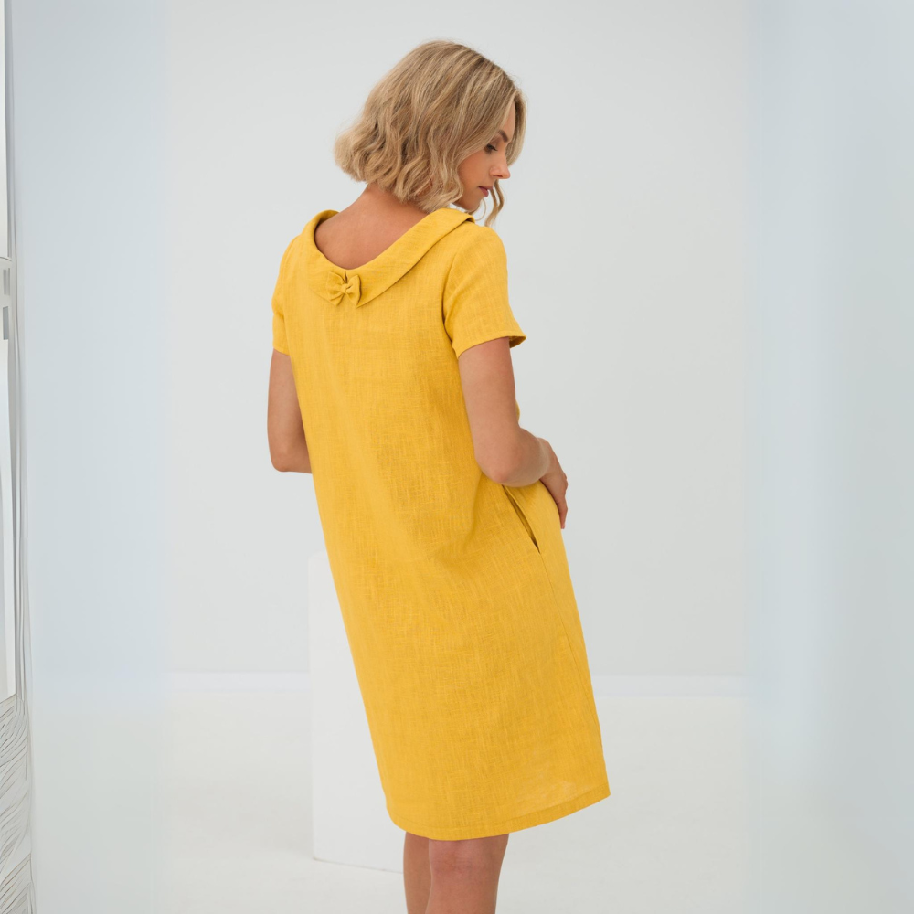 Beautifully Finished Dress in a Timeless Design