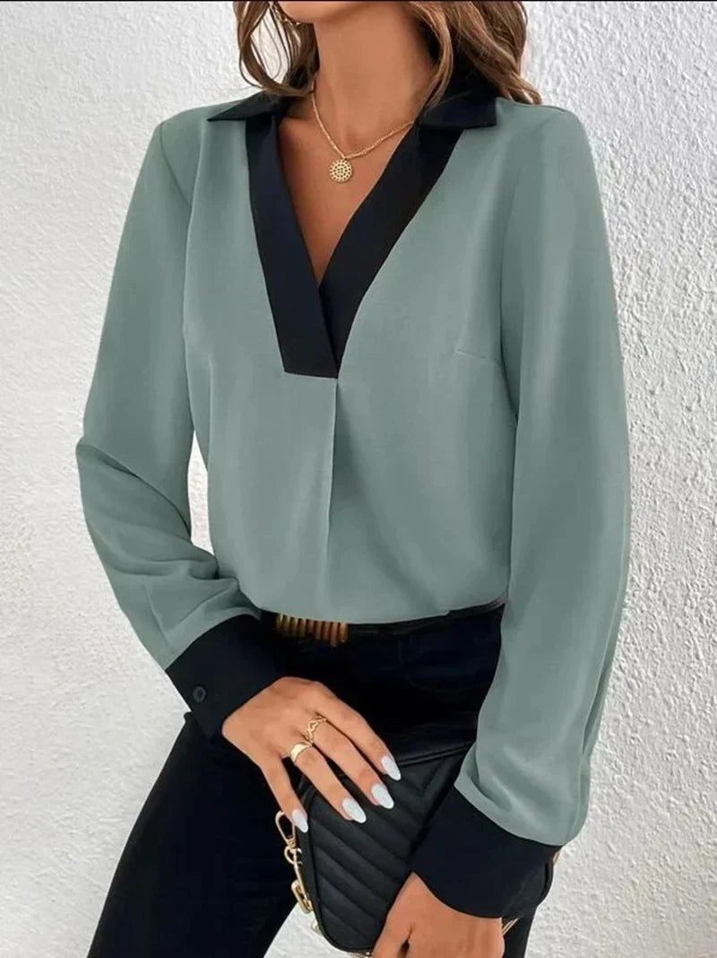 Effortlessly Elegant Blouse with a Timeless Design