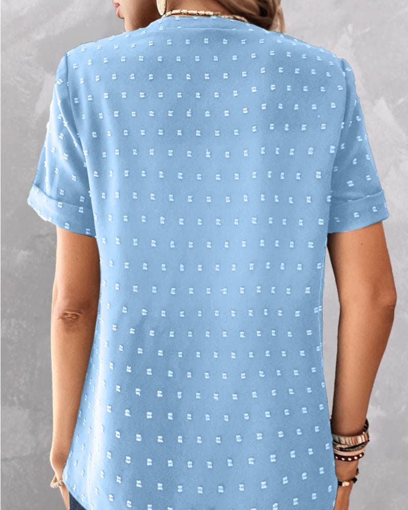 Beautifully Crafted Blouse in a Classic Style