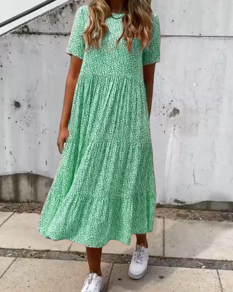 Well Tailored Dress with a Graceful Silhouette
