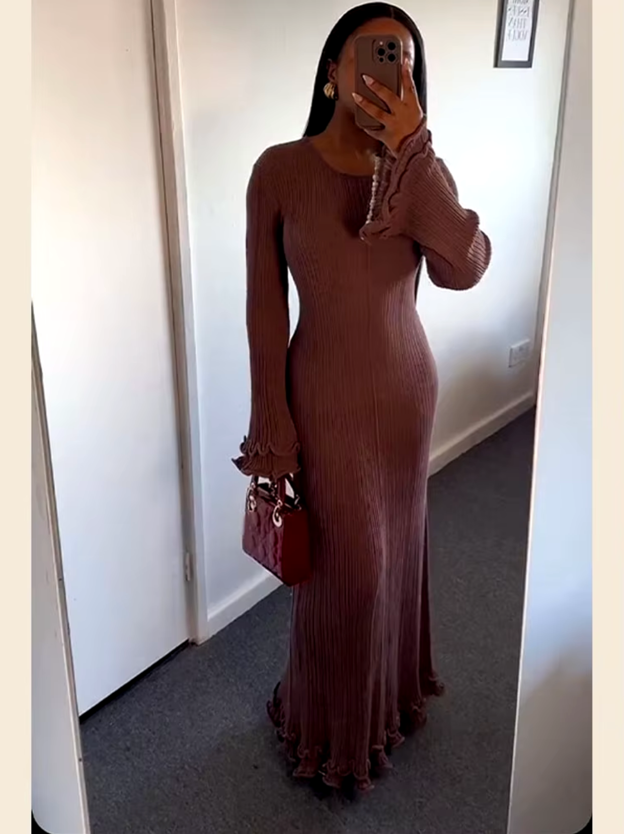 Classic Vintage & Enduringly Stylish Dress