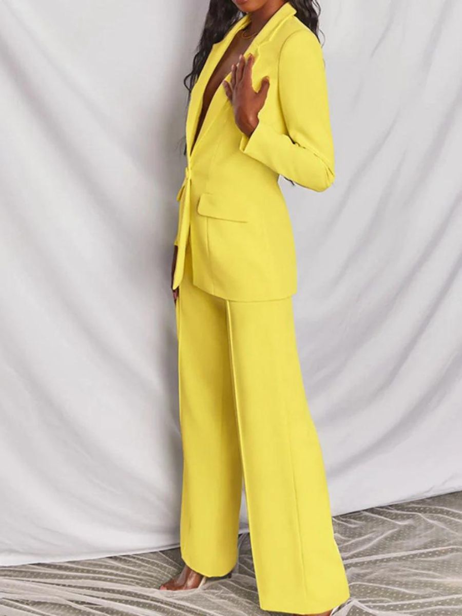 A Vintage Style Trousers with Delicate Timeless Details