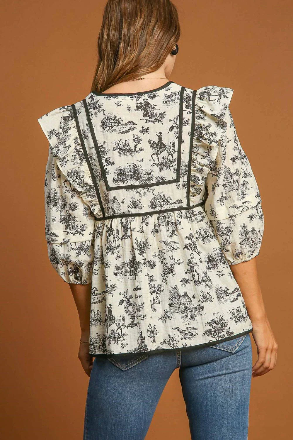 Classic Vintage & Enduringly Stylish Blouse