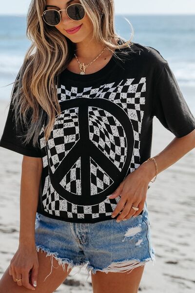 Classic Vintage T-Shirt with a Flattering Fit