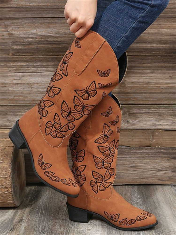 Graceful Orthopedic Boots for Modern Look