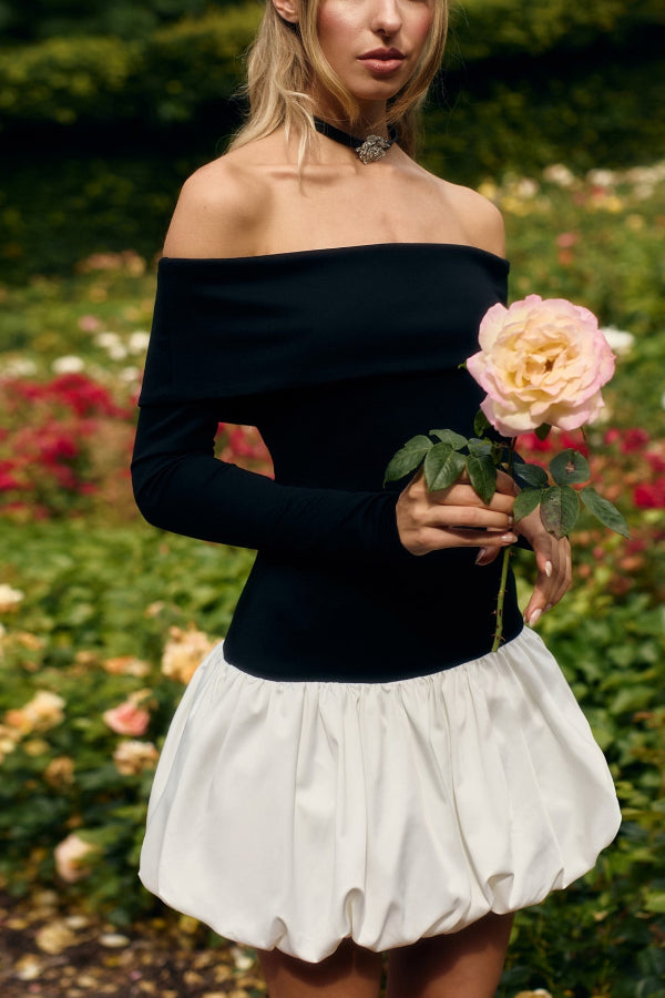 Effortlessly Elegant Dress with a Timeless Design