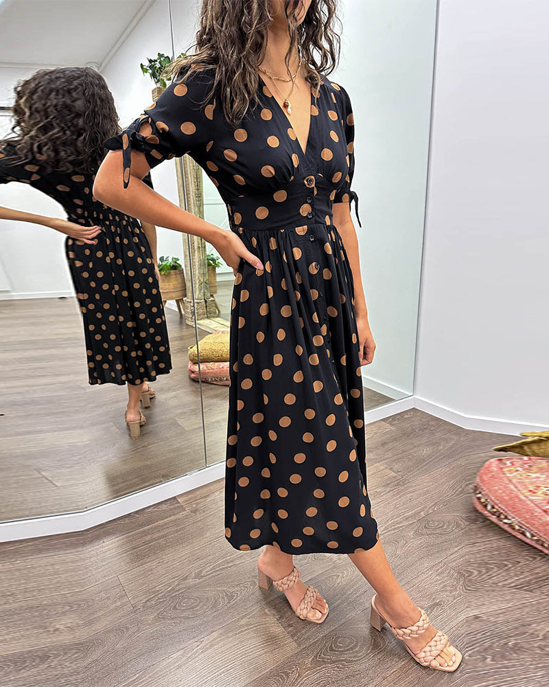 Polished Dress with an Effortless Classic Look