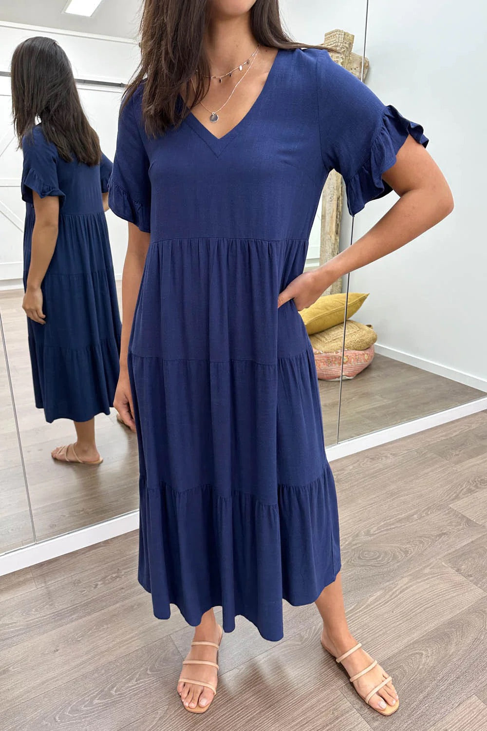 Beautifully Crafted Dress in a Classic Style